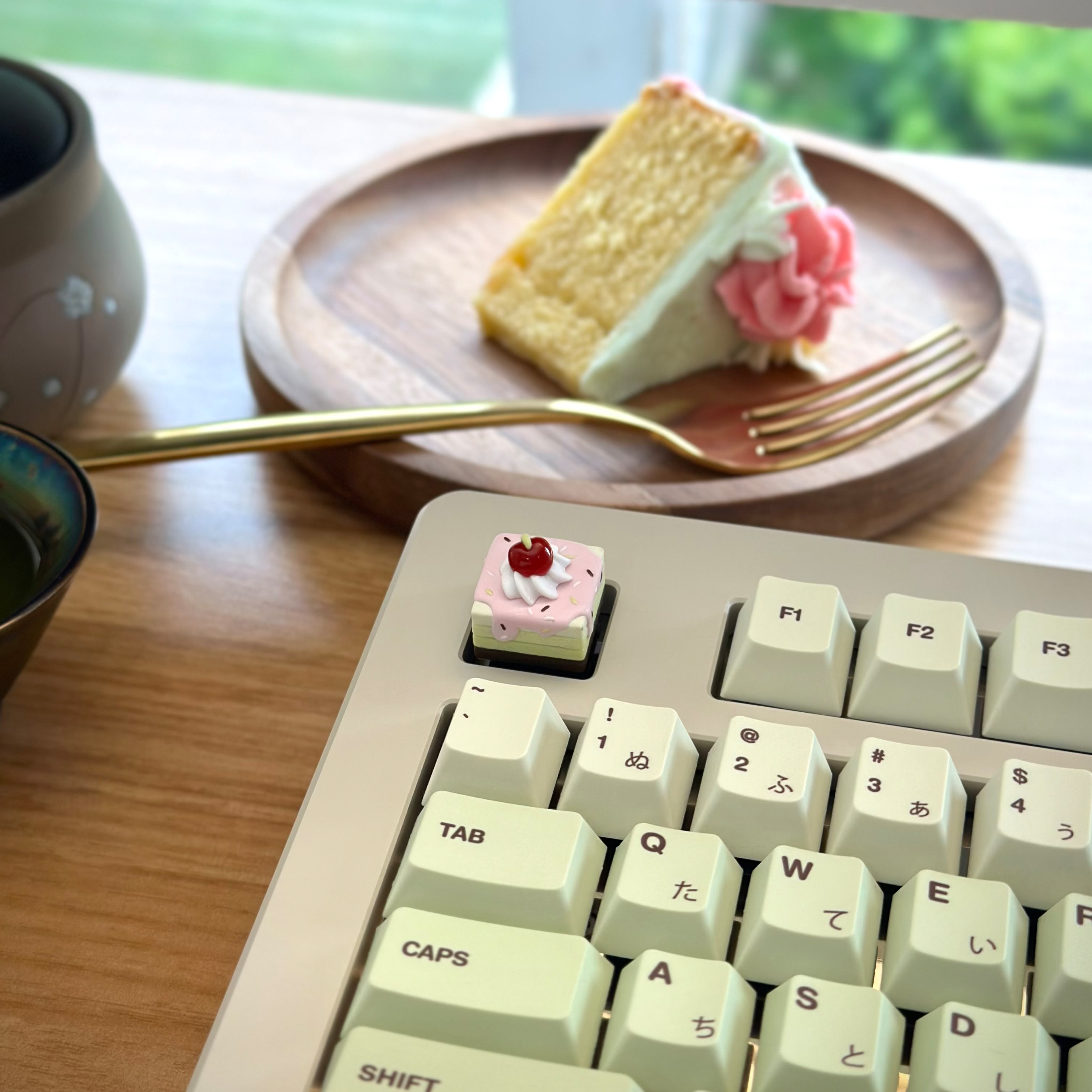 Lolicaps x Café Cake Resin Artisan Keycap