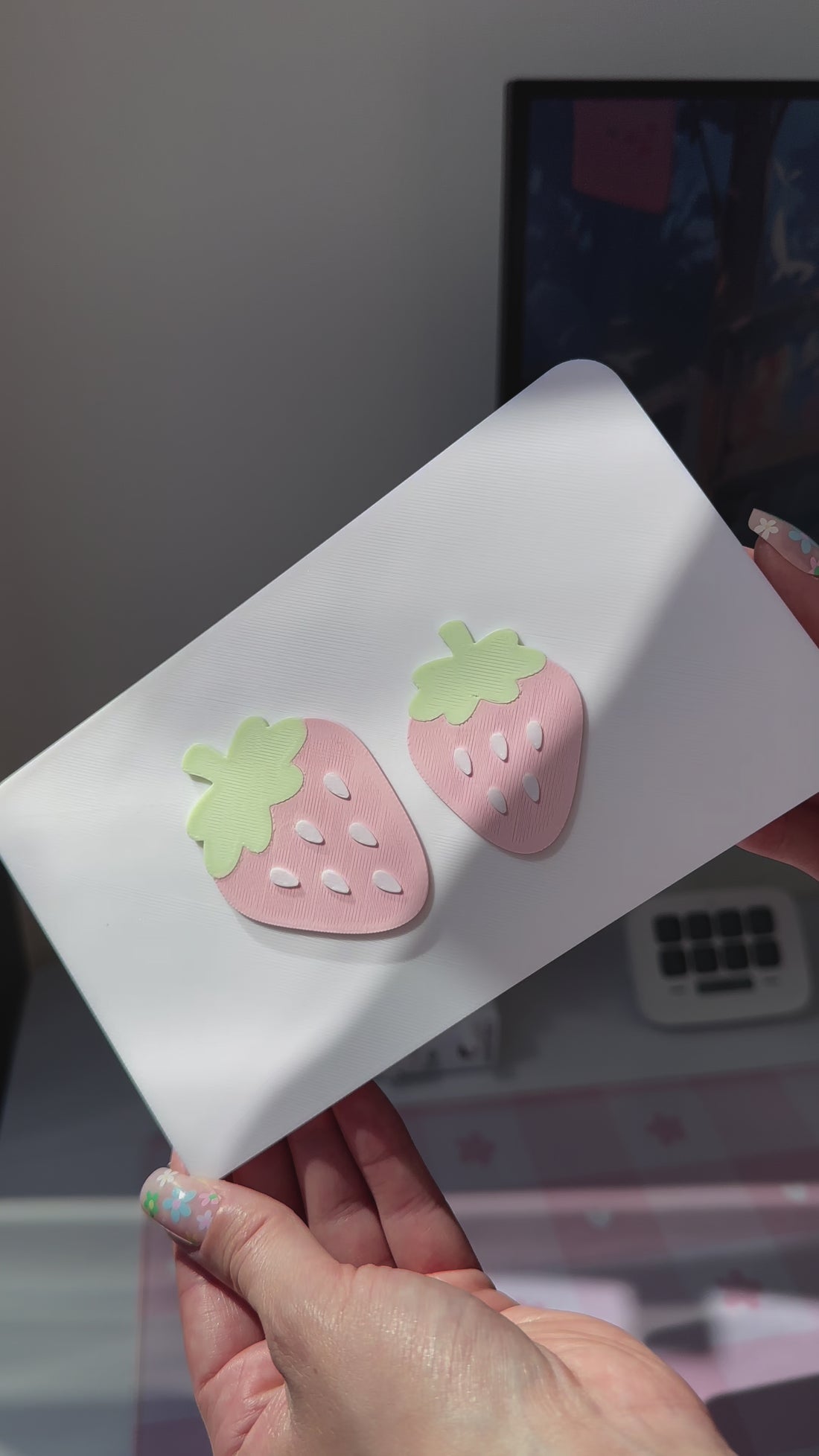 Strawberry Dock Cover for Nintendo Switch – Original Faceplate Design