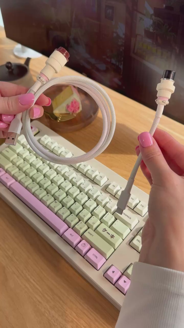 Café Cake Keyboard Cable