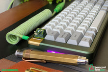 Load image into Gallery viewer, Leafy Keyboard Cable

